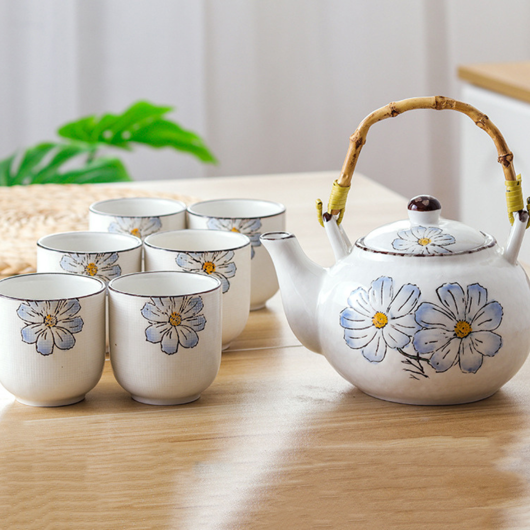 Porcelain Tea Set with Decorative Cups Blue