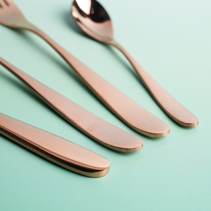 Table Trend In Copper Cutlery Set of 4, 16 & 24