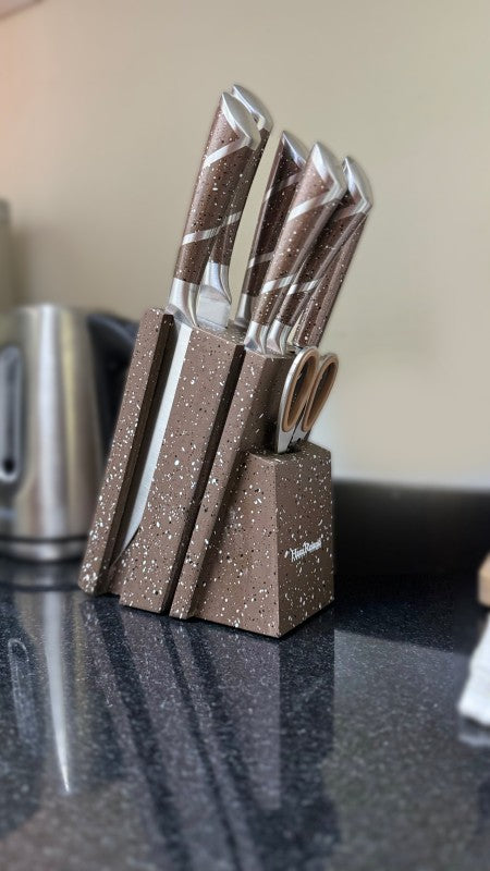 8 Pieces Kitchen Knife & Utensil Set with Steel Handles