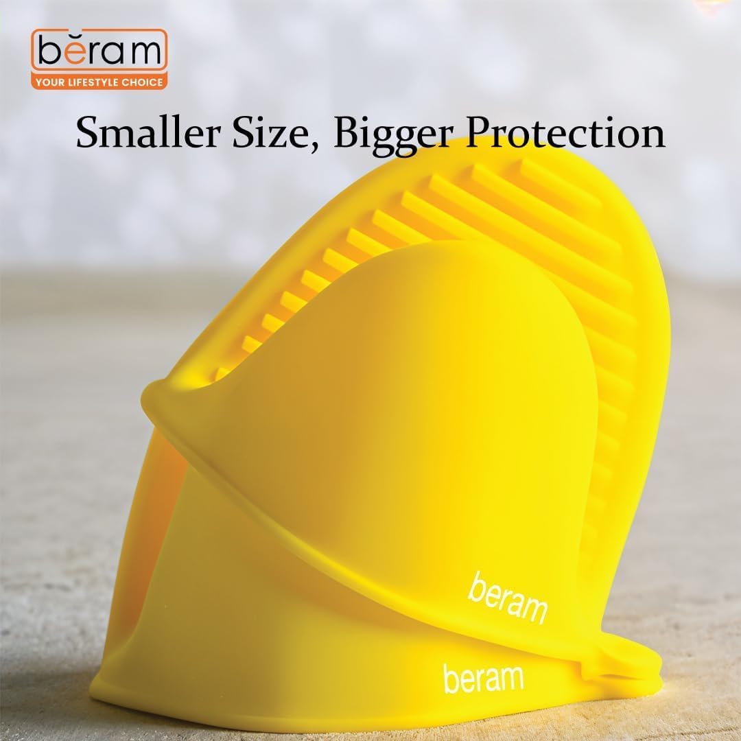 BERAM Silicone Yellow Mini Oven Mitts, Set of 2, Kitchen Pot Holders, Heat Resistant, Small Kitchen Mitts, Air Fryer Mitts Mini, Pot Pinch Grip for Cooking and Baking