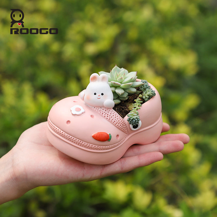 Beram Crocs Shape Animal Flower Pot Set Pink Bunny and Green Panda Polyresin Cute Succulent Planters with Drainage Hole Indoor Outdoor Decorative Flower Pots Home Office Desk Decor Pen Pencil Holder Gift