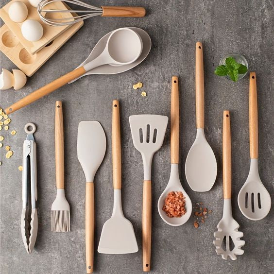 19 Pieces Kitchen Knife & Utensil Set