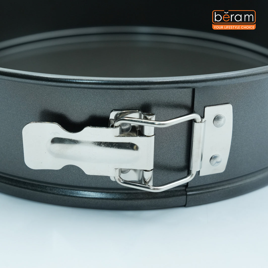 26cm Springform Cake Pan with Interchangeable Bases, Non-Stick premium Coating, Leak-Proof, Oven Safe up to 230°C Classic & Holiday Mold Tree, 3L Capacity