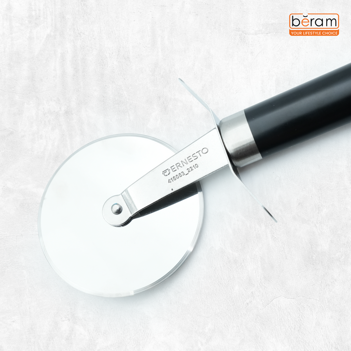 Beram Stainless Steel Pizza Cutter Wheel Durable & Sharp Blade with Ergonomic Handle Easy to Use Dishwasher Safe Pizza Slicer for Thin Crust Thick Crust Pastry and Flatbreads (Black)