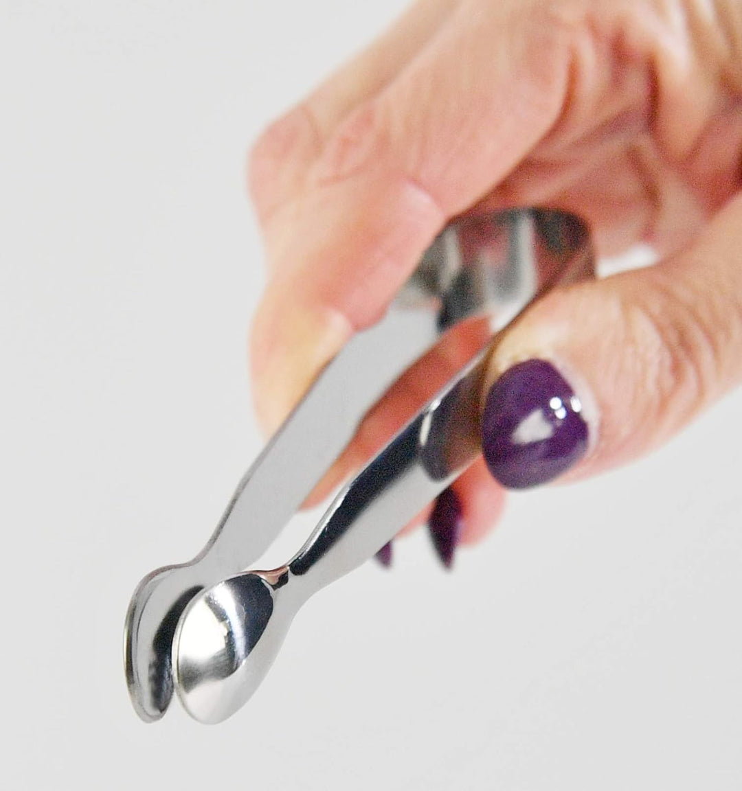Sugar Tongs with Oval Shell Head