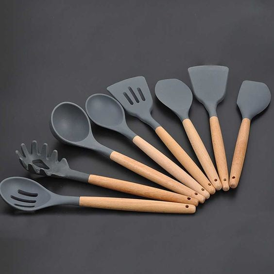 19 Pieces Kitchen Knife & Utensil Set
