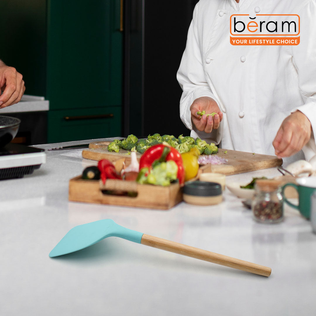 Beram 2-Piece Silicone Turner Spatula Set with Bamboo Handle Heat Resistant up to 250°C BPA-Free Non-Stick Safe Eco-Friendly Kitchen Tools for Flipping Stirring & Cooking Pink & Mint Green