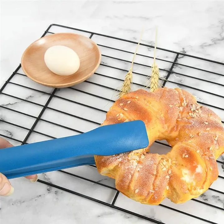 BERAM Plastic Kitchen Tongs Set of 3 Food Serving and BBQ Tongs for Bread Salad Fruit Buffet and Grilling Durable BPA Free Reusable Utility Tongs for Home Party and Daily Use