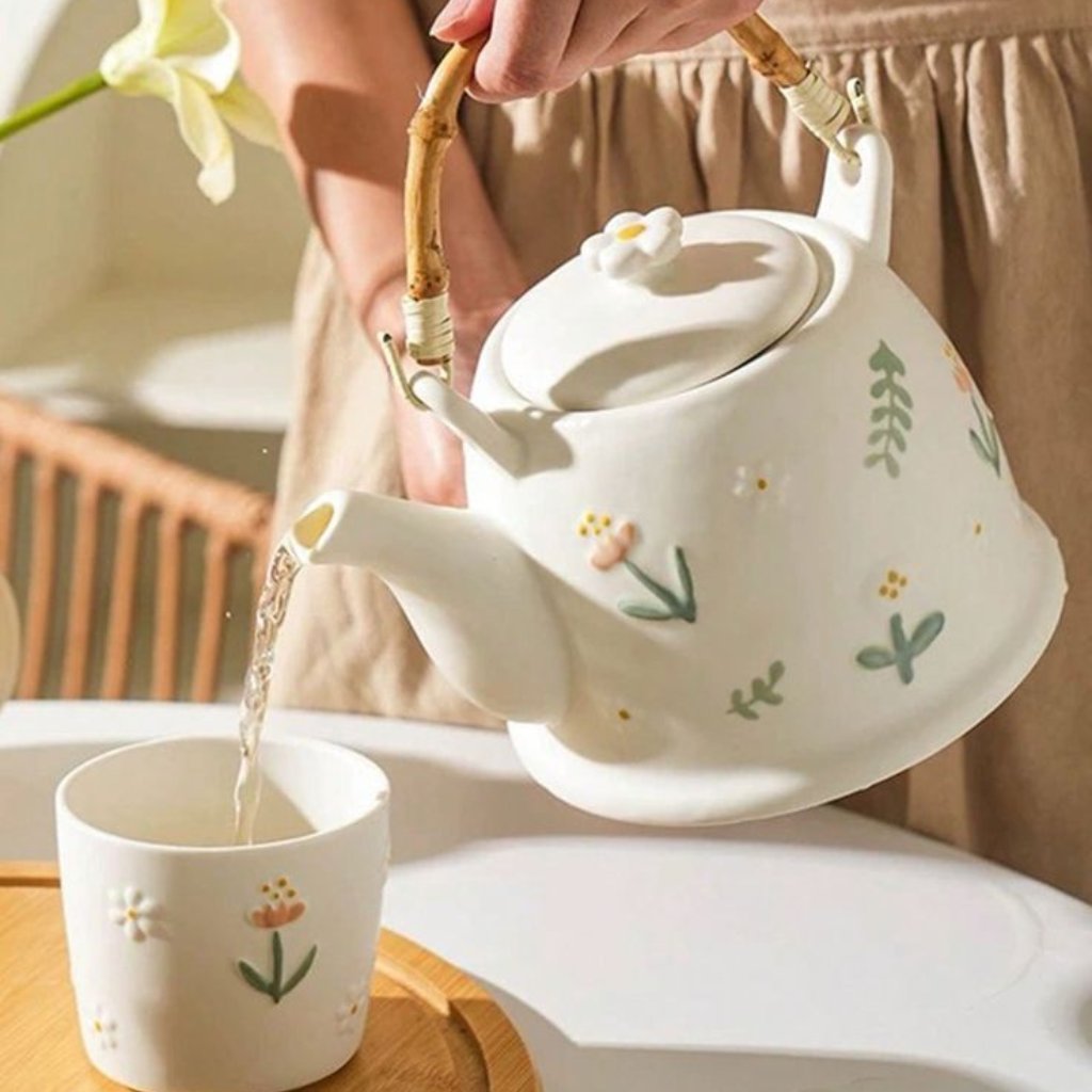 Kettle & Tea Collection