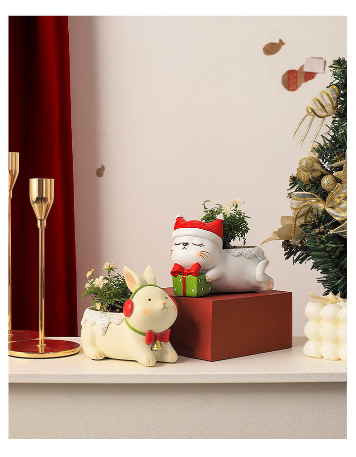 Animal Christmas Flower Pot 4 Pcs Set Rabbit Cat Porcupine Elephant Polyresin Succulent Planter Festive Mini Vase with Santa Hat Gift Box Design Indoor Outdoor Home Office Desk Decor Gift