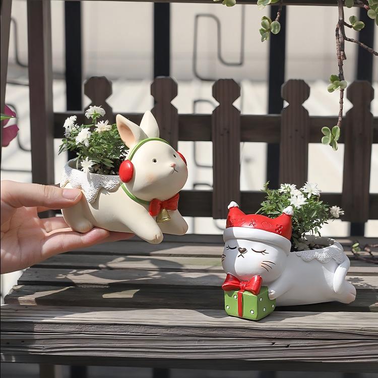Animal Christmas Flower Pot 4 Pcs Set Rabbit Cat Porcupine Elephant Polyresin Succulent Planter Festive Mini Vase with Santa Hat Gift Box Design Indoor Outdoor Home Office Desk Decor Gift