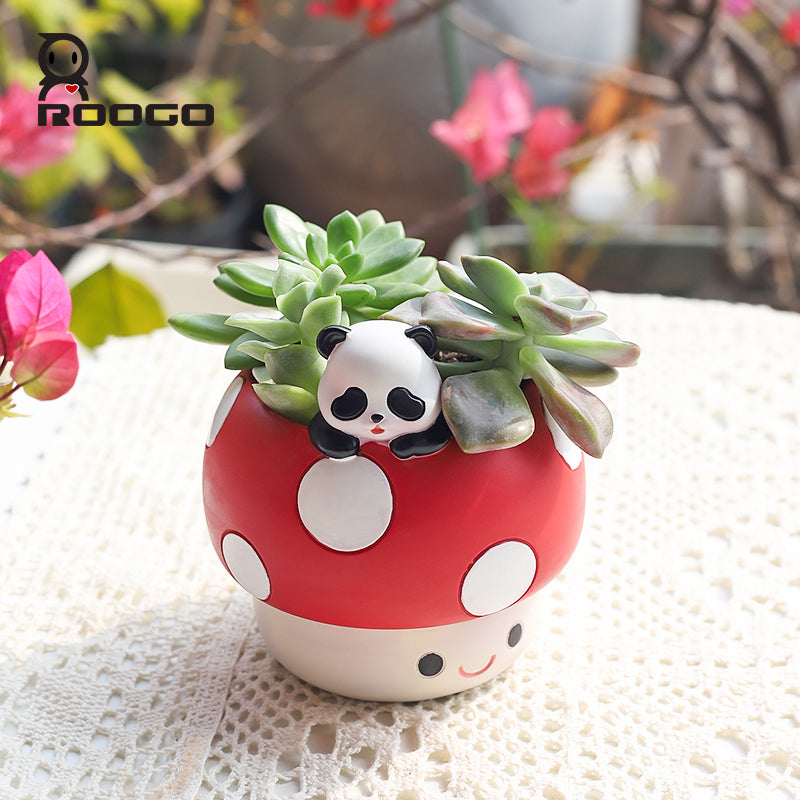 Mushroom Planter Set Panda Sleeping Cat Smiling Cat Cartoon Smiley Polyresin Decorative Flower Pots Cute Animal Succulent Holders with Drainage Hole Indoor Outdoor Home Office Desk Decor Pen Pencil Holder Propagator Kit Gift