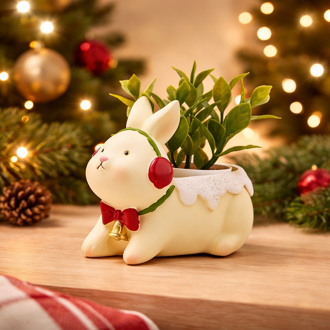 Animal Christmas Flower Pot 4 Pcs Set Rabbit Cat Porcupine Elephant Polyresin Succulent Planter Festive Mini Vase with Santa Hat Gift Box Design Indoor Outdoor Home Office Desk Decor Gift