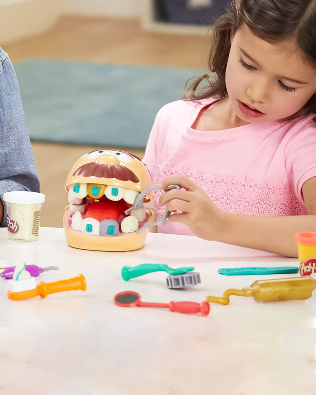 Play-Doh Drill ‘n Fill Dentist Kit – 16oz Dental Playset with 6 Play-Doh Colors, Includes Tools for Filling, Brushing & Cleaning Teeth, Encourages Creativity & Role Play for Kids 3+, Safe and Durable by Hasbro