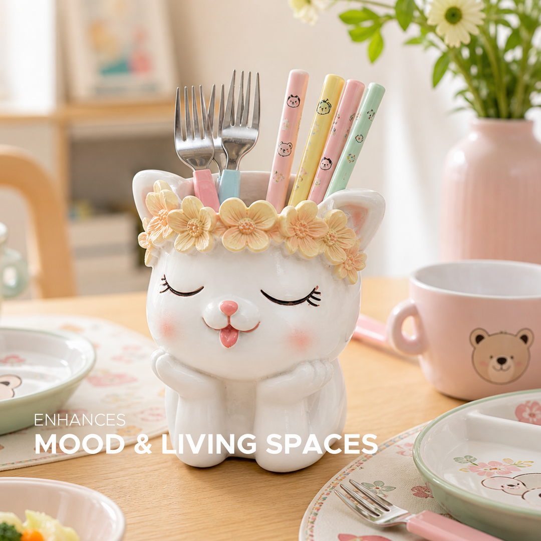 Fantasy 2PCS Flower Pot Set Kitty and Panda Polyresin Cute Animal Succulent Planters with Flower Crown Decorative Mini Vase Indoor Outdoor Home Office Desk Decor Pen Pencil Holder Propagator Kit