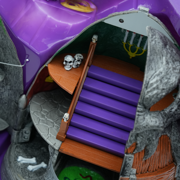 MEG Monster in My Pocket Haunted Mountain Playset – Interactive Monster Hideout with Trap Door, Creaking Doors & Collapsing Stairs | Includes 2 Exclusive Monsters | Sound Effects | Collect All 48 Figures | Spooky Playset for Kids Ages 5+