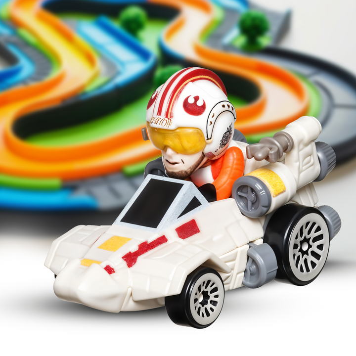 Mattel Hot Wheels RacerVerse Star Wars Luke Skywalker Die-Cast Car – Collectible Character Vehicle for Kids 3+ | Inspired by Rebel Pilot X-Wing Design | Compatible with Hot Wheels Tracks | Durable & Detailed | Must-Have for Star Wars Fans