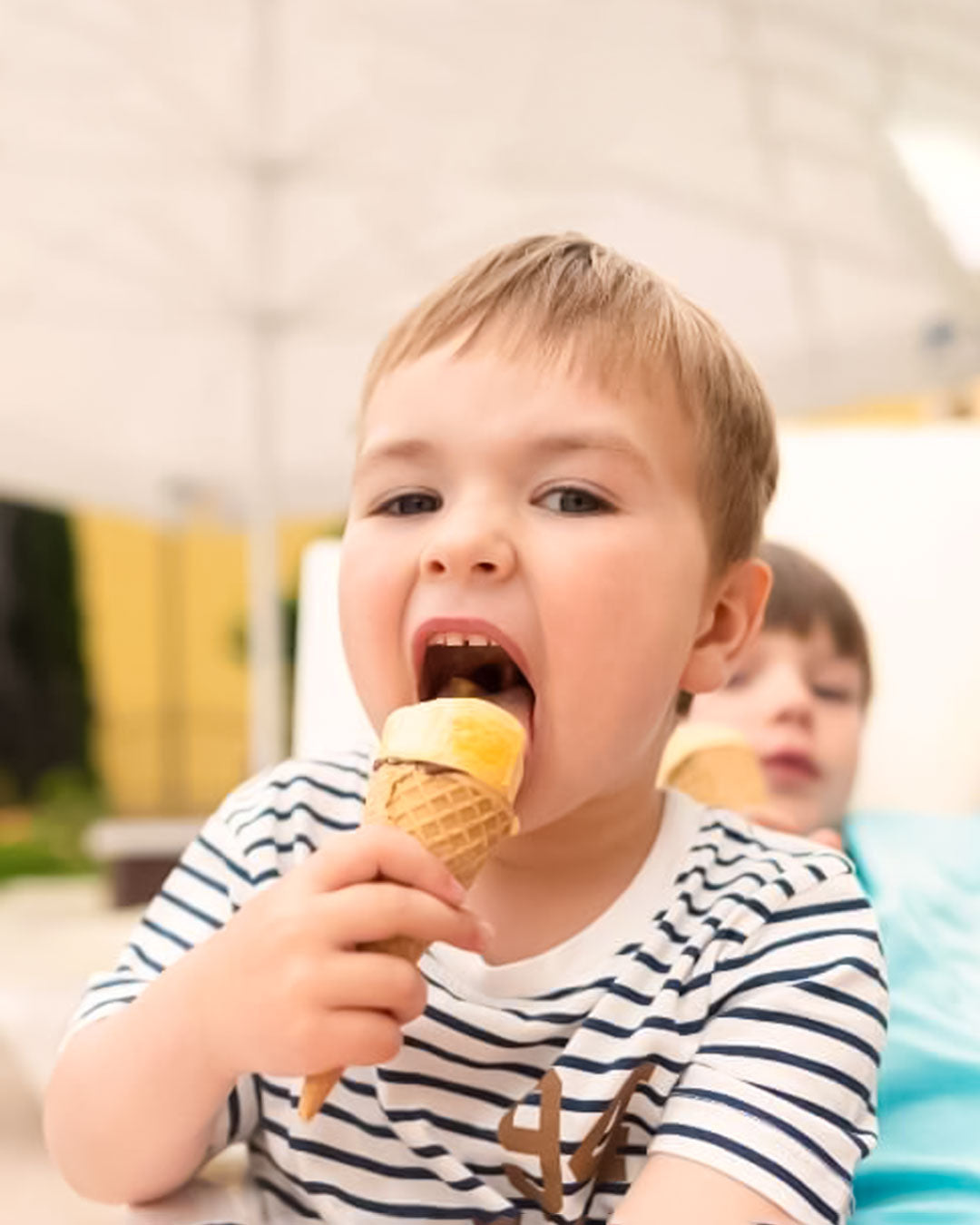 Playtive Ice Cream Play Set for Kids | 14-Piece Toy Set for Creative Role Play | Colorful Pretend Ice Cream Cones, Popsicles, Scoops & Utensils | Safe BPA-Free Plastic | Ideal Gift for Toddlers Ages 2+ | TÜV & GS Certified | Early Learning Toy